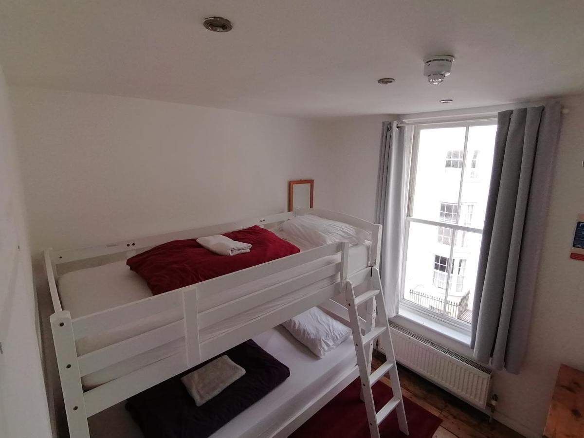 Seadragon Backpackers Albergue Brighton Exterior foto