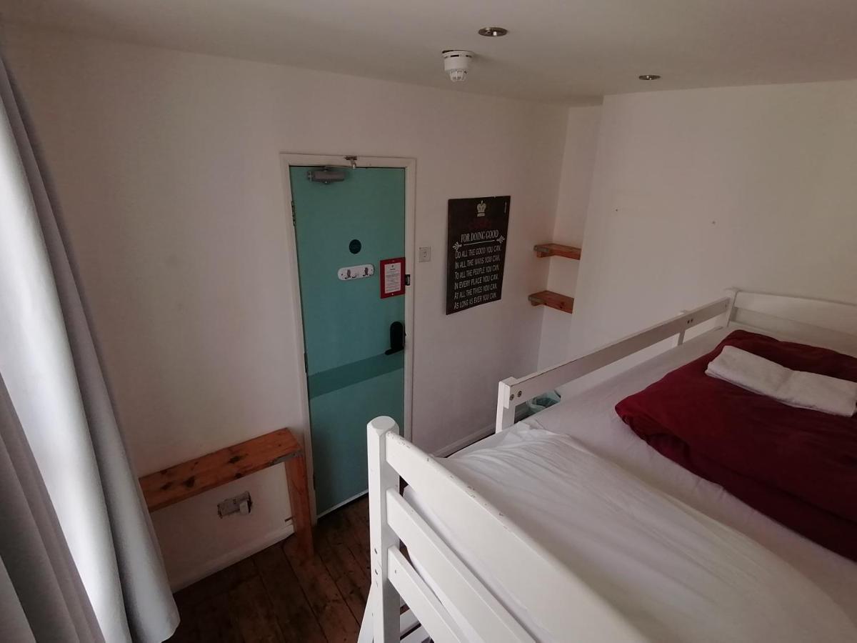 Seadragon Backpackers Albergue Brighton Exterior foto